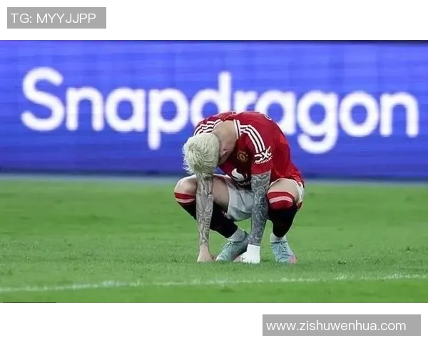 友谊赛巴萨与曼联激战成平红牌事件引发全场热议与争议