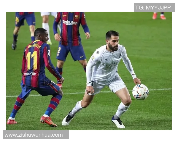 意甲激战巴黎圣日耳曼狂胜巴萨补时进球引发争议与全场沸腾