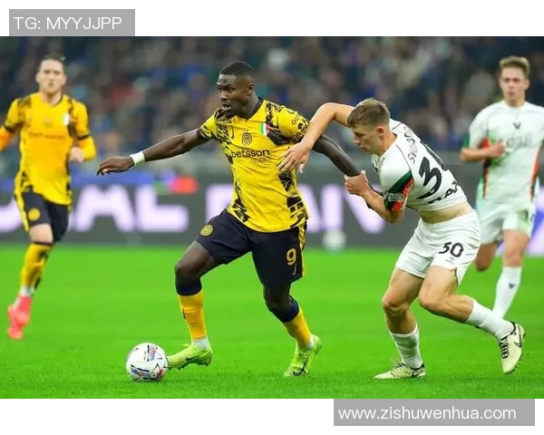 阿森纳狂胜国米6-2红牌争议引发全场热议与十大精彩进球回顾 阿森纳狂胜国米6-2红牌争议引发全场热议与十大精彩进球回顾